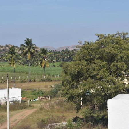 Manoj Homestay Hampi Exterior photo
