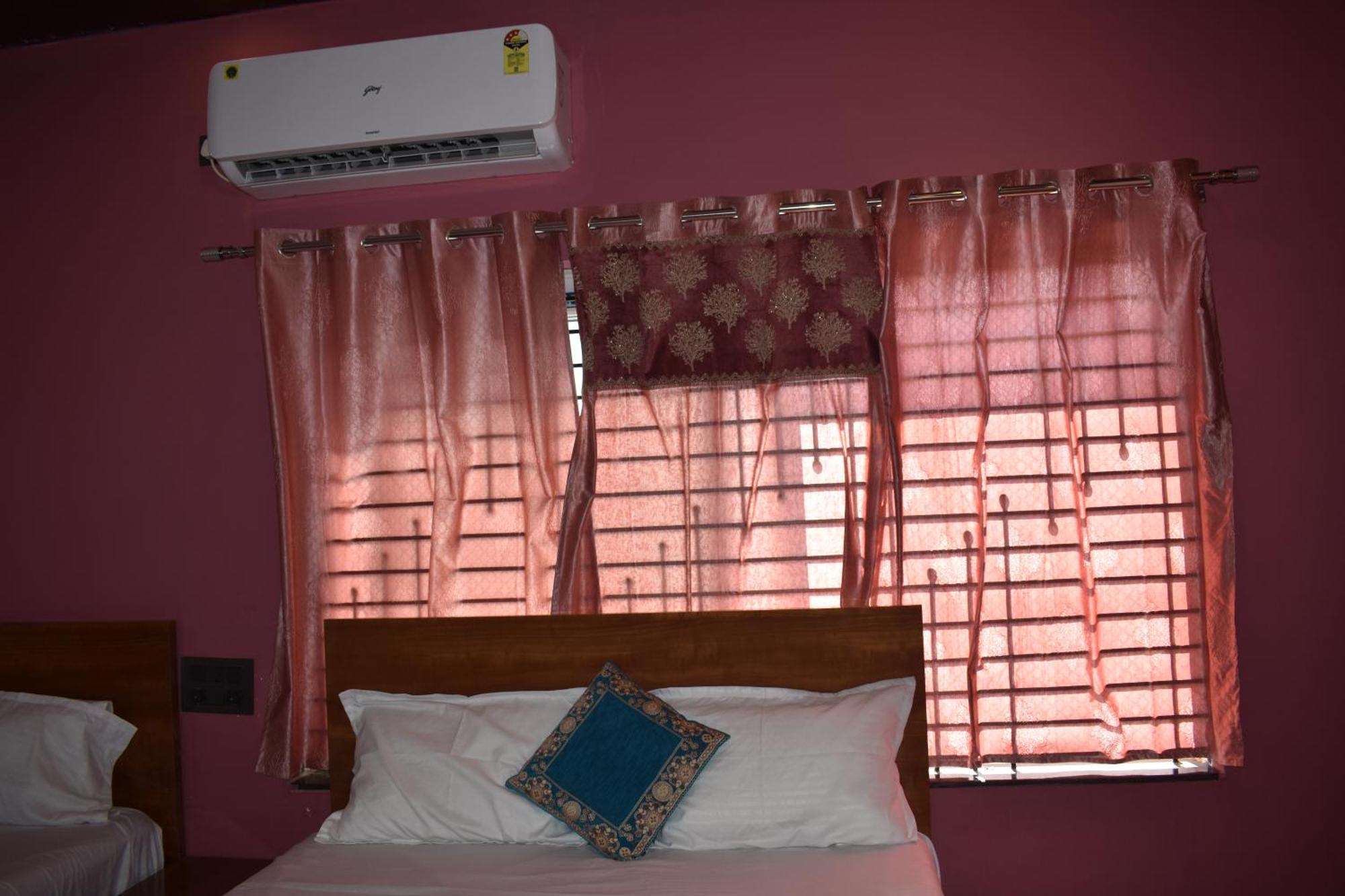 Manoj Homestay Hampi Exterior photo