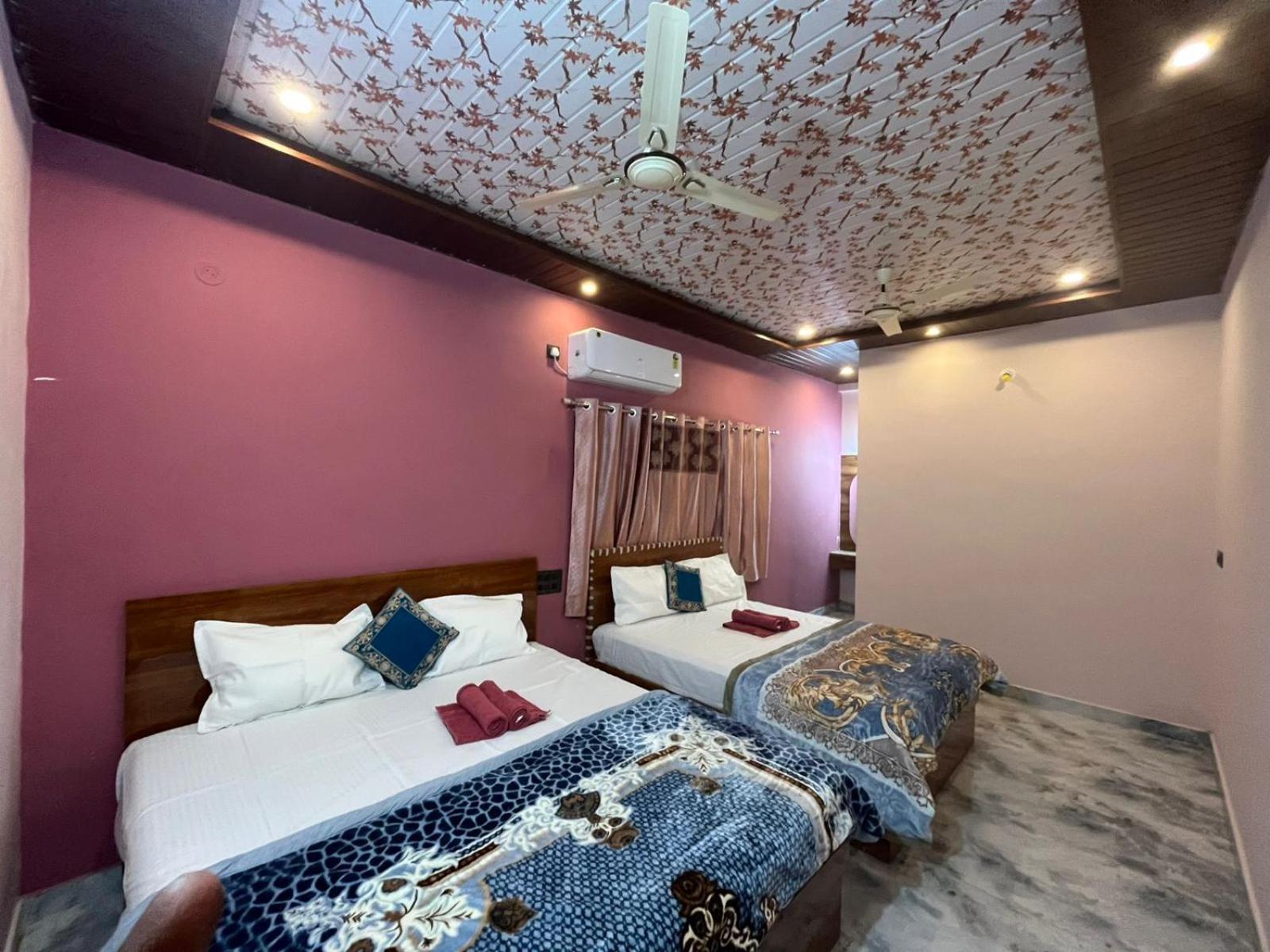 Manoj Homestay Hampi Exterior photo